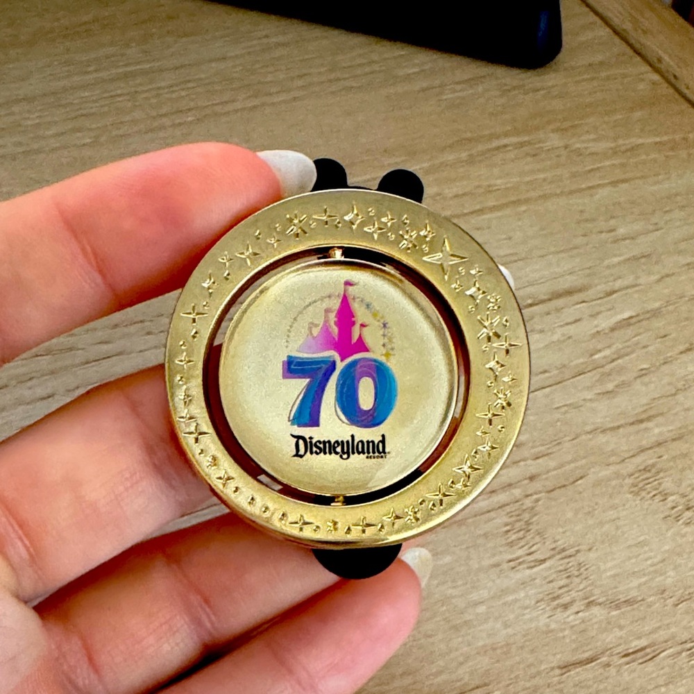 Disneyland 70th Anniversary / VIP Tours Gold Exclusive Pin